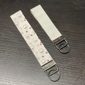 White 6 inch “Coffee Time” and 4.5 inch Patterned Keychain Set